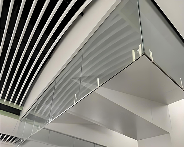 白河玻璃白河挡烟垂壁