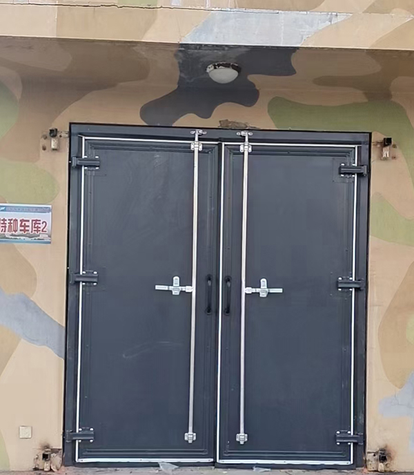 白河工业平开门