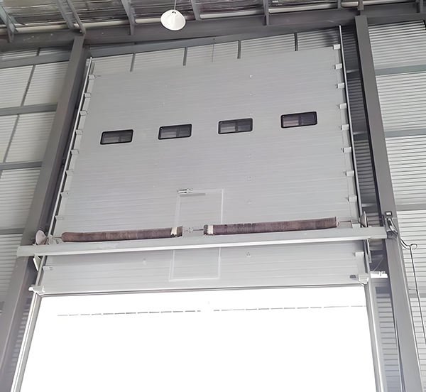 白河工业滑升门