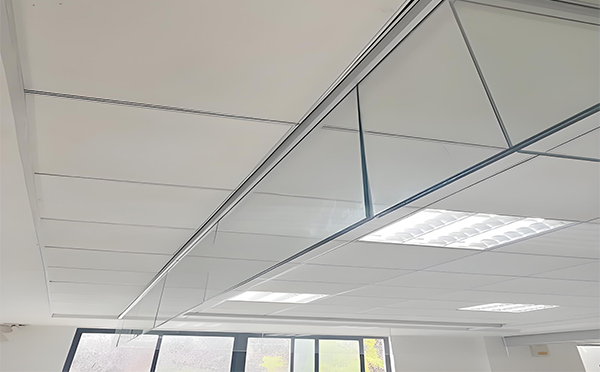 白河玻璃挡烟垂壁