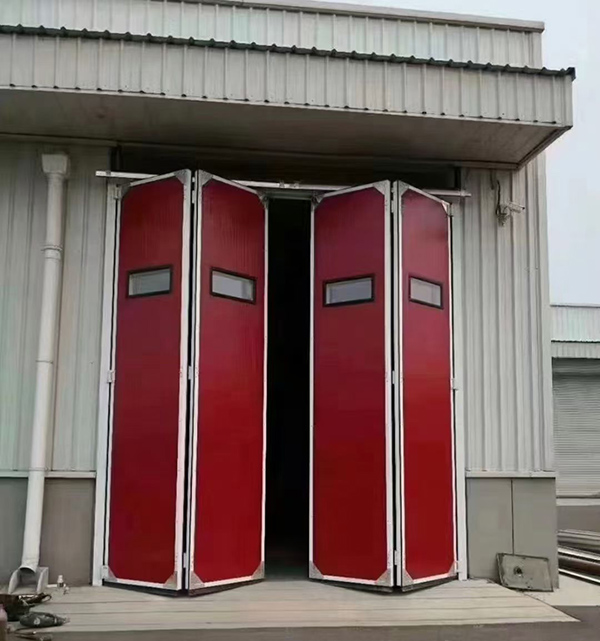 白河工业折叠门在大型装配车间出入口的应用实例